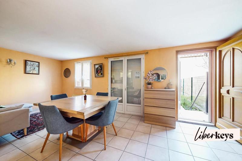 Appartement - 92 m² - 3 pièces