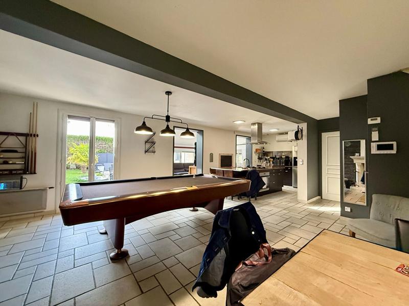 Maison - 156 m² - 8 pièces