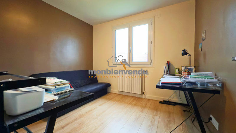 Maison - 99 m² - 5 pièces