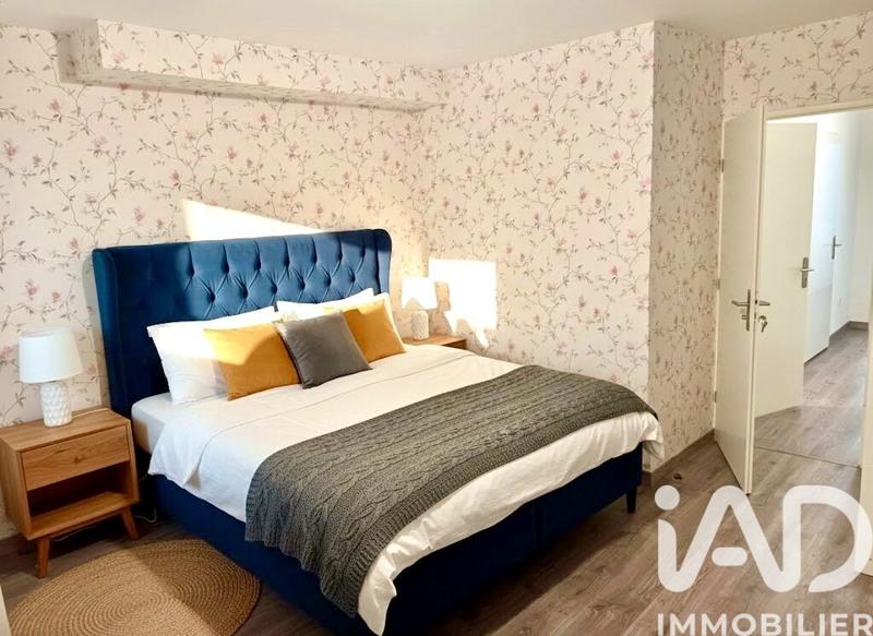 Appartement - 90 m² - 5 pièces