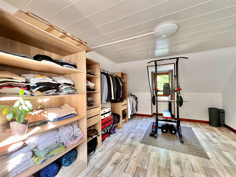 Maison - 167 m² - 6 pièces