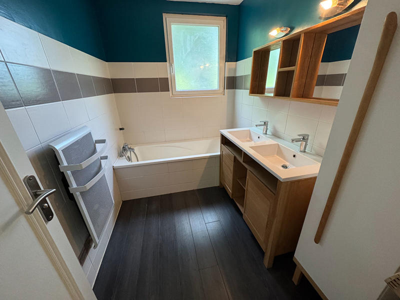 Maison - 165 m² - 9 pièces