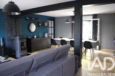 Maison - 139 m² - 6 pièces