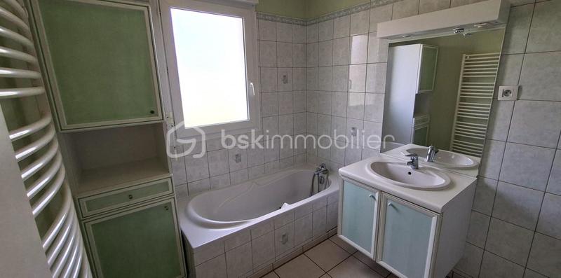 Pavillon - 114 m² - 6 pièces