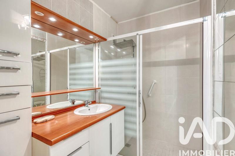 Appartement - 77 m² - 3 pièces