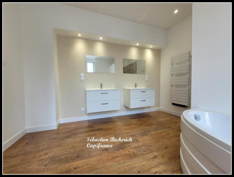 Maison bourgeoise - 211 m² - 8 pièces