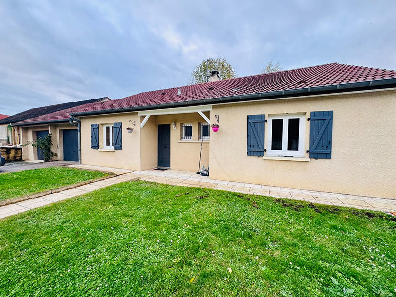 Maison - 90 m² - 4 pièces