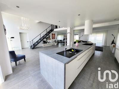 Maison de maîtres - 376 m² - 9 pièces