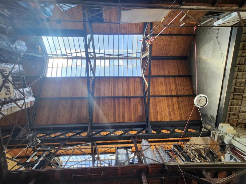 Entrepôt - 750 m² - 5 pièces