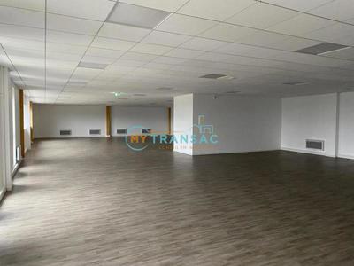 Local d'activités - 3 287 m²