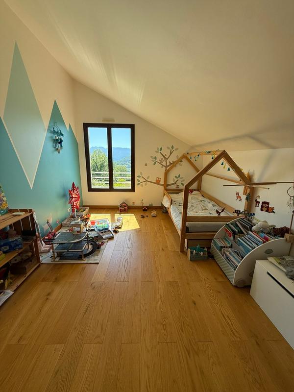 Maison - 170 m² - 5 pièces