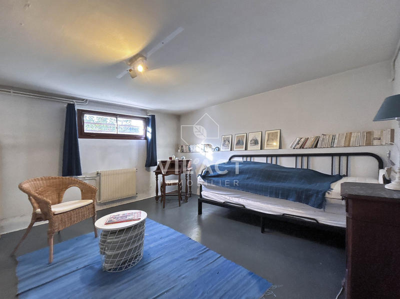 Maison - 200 m² - 7 pièces