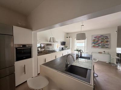 Appartement - 225 m² - 7 pièces