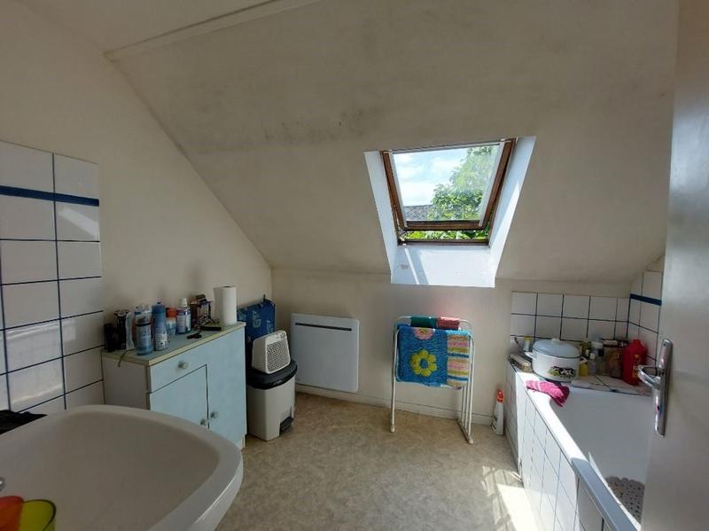 Maison - 221 m² - 12 pièces