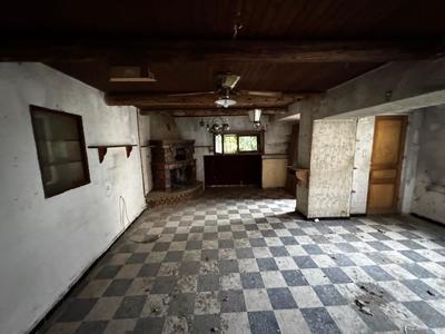 Maison - 96 m² - 4 pièces