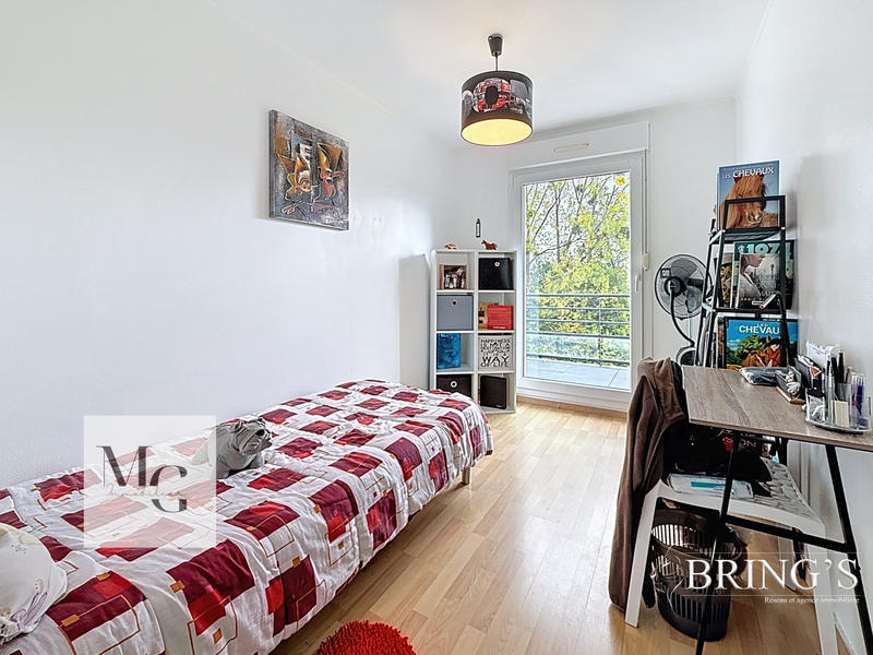 Appartement - 85 m² - 5 pièces