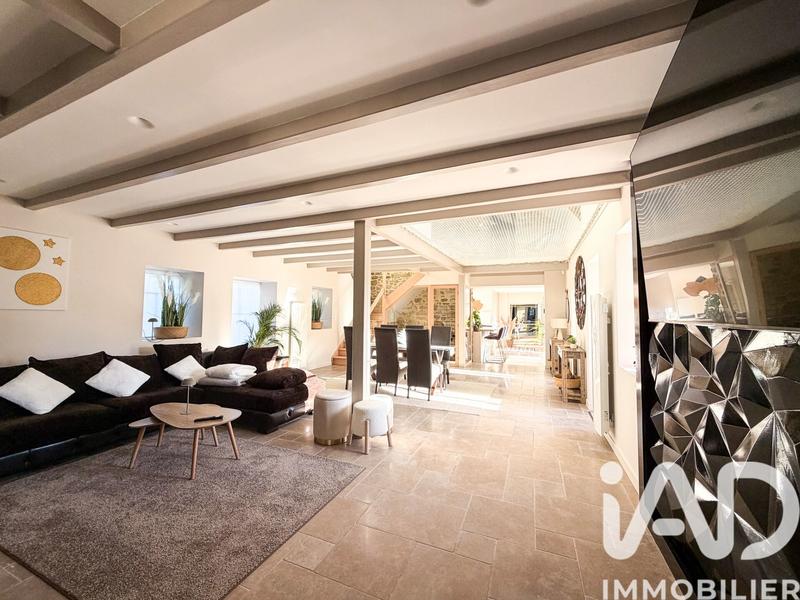 Maison - 182 m² - 6 pièces