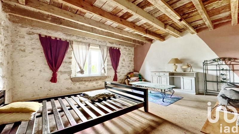 Maison - 240 m² - 5 pièces