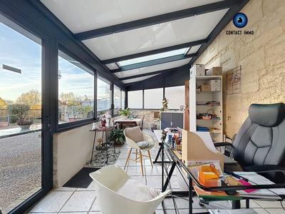 Maison - 279 m² - 9 pièces