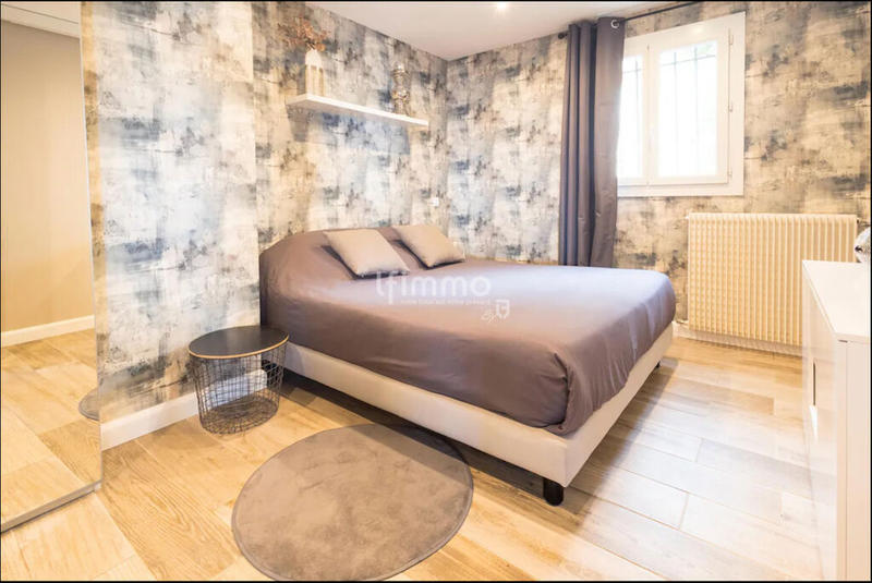 Villa - 227 m² - 7 pièces