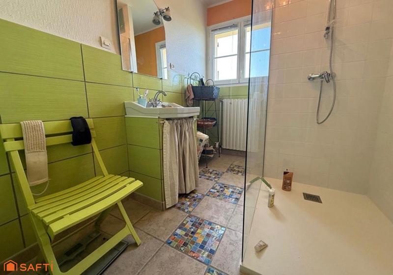 Maison - 102 m² - 5 pièces