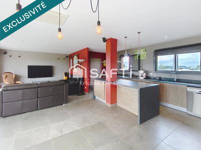 Maison - 136 m² - 6 pièces