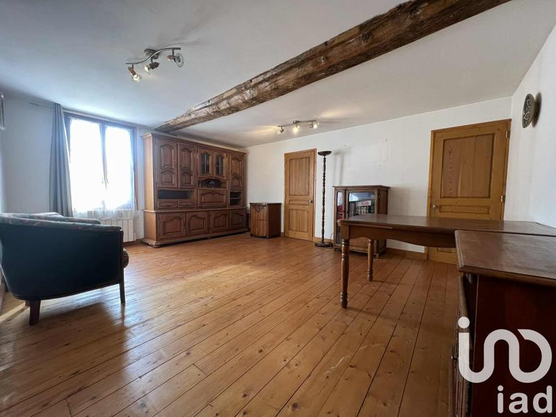 Maison - 219 m² - 11 pièces