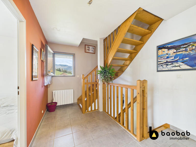 Appartement - 85 m² - 4 pièces