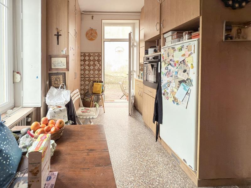 Maison - 235 m² - 9 pièces