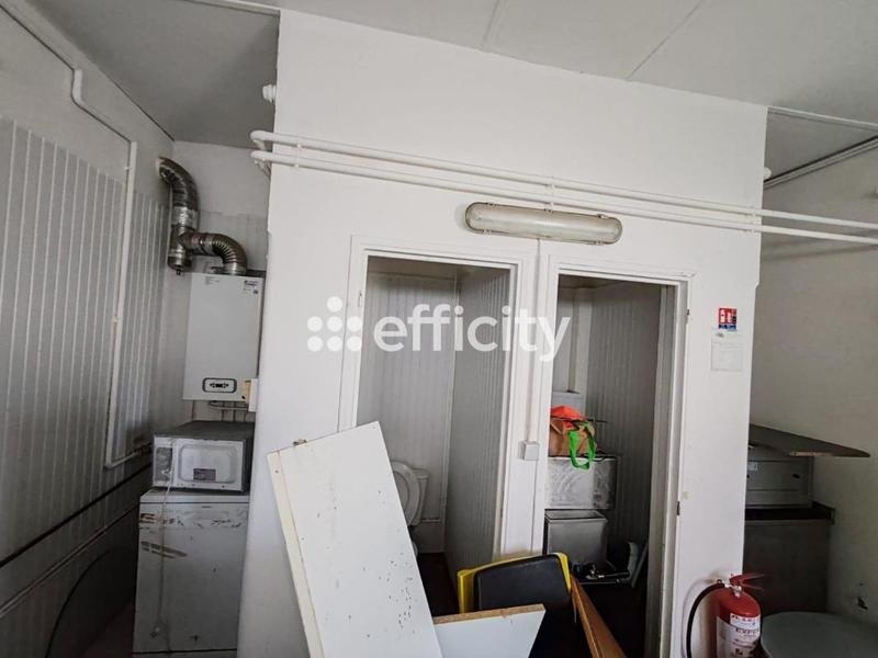 Bureau - 120 m² - 4 pièces