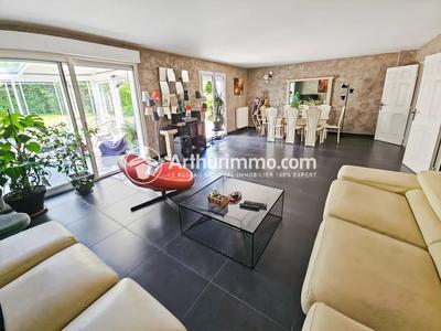 Maison - 147 m² - 6 pièces