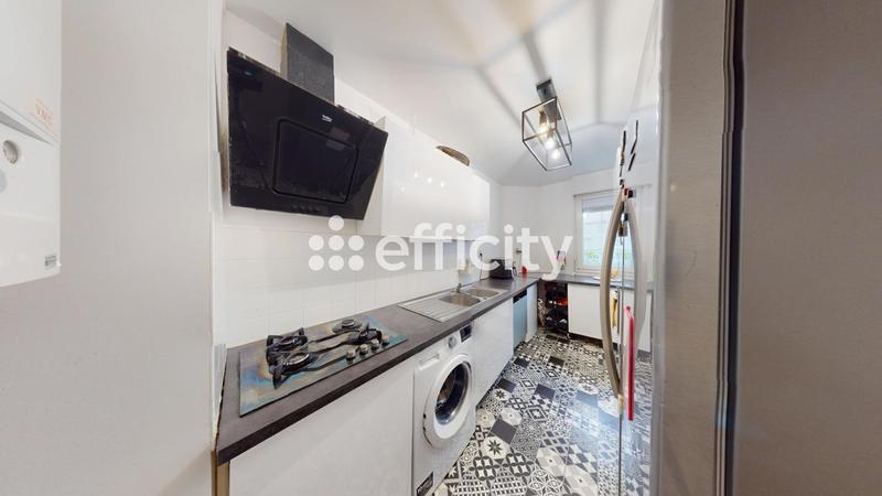 Appartement - 76 m² - 4 pièces