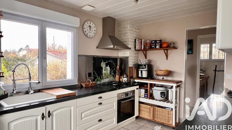 Maison - 90 m² - 4 pièces