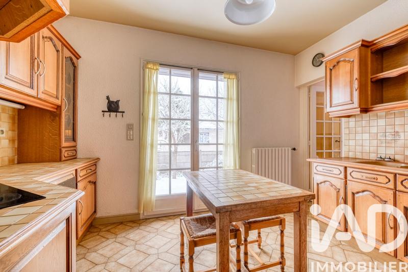 Maison - 140 m² - 6 pièces