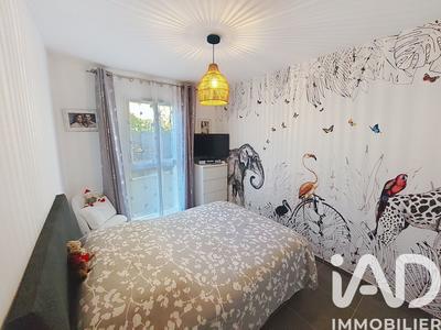 Appartement - 80 m² - 3 pièces