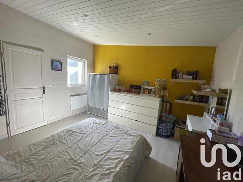 Maison - 181 m² - 9 pièces