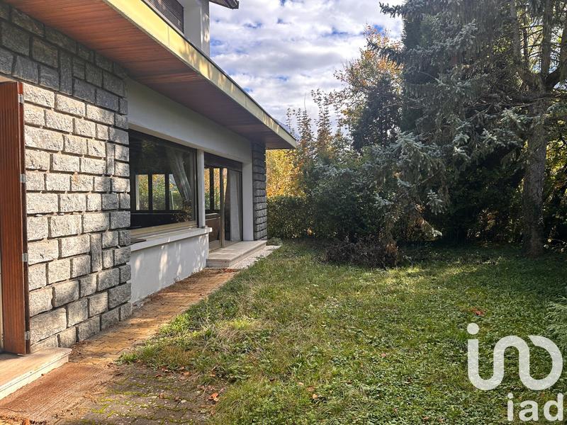 Maison de maîtres - 256 m² - 11 pièces