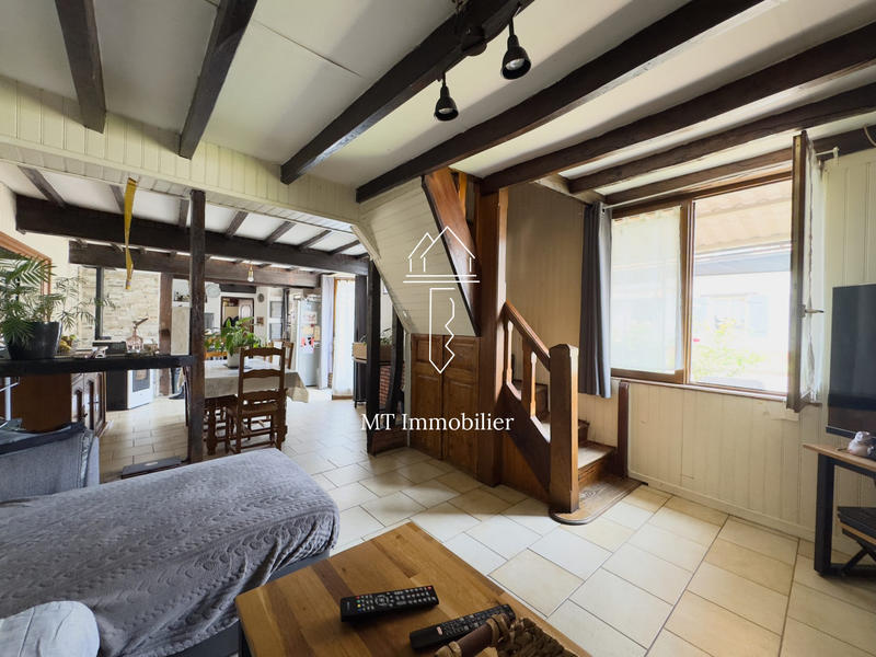 Maison - 181 m² - 8 pièces