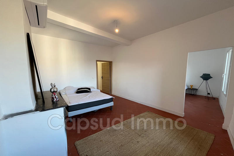 Maison - 200 m² - 6 pièces