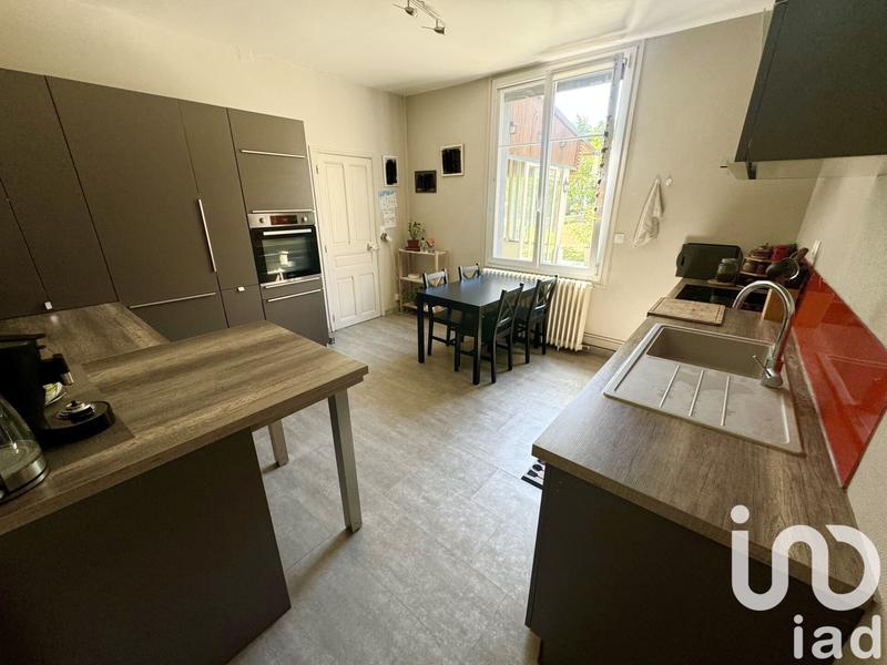 Maison - 165 m² - 9 pièces