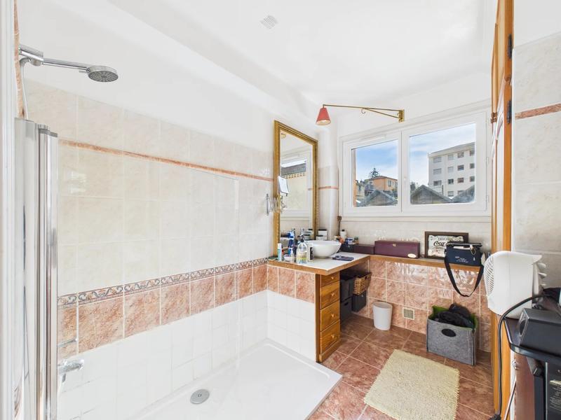 Appartement - 96 m² - 4 pièces