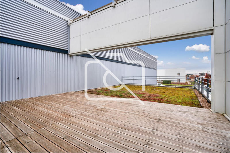 Entrepôt - 9 199 m²