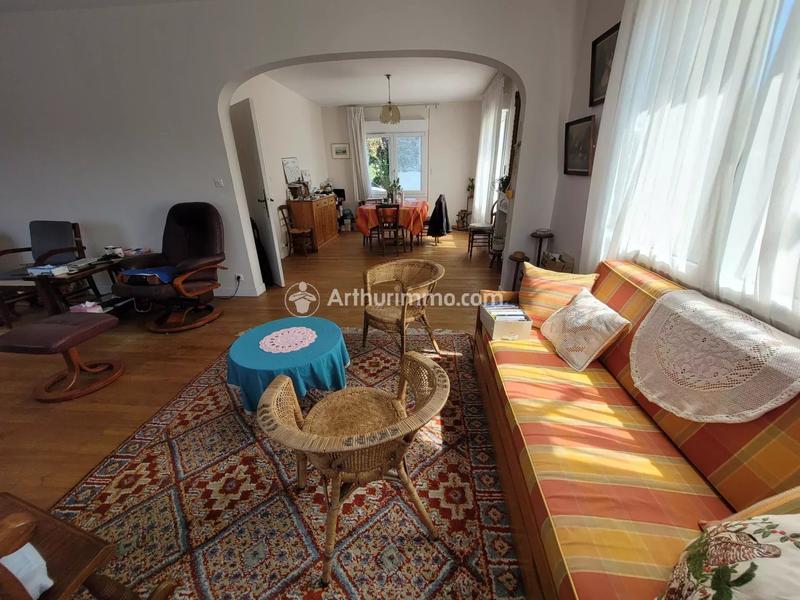 Maison - 206 m² - 6 pièces