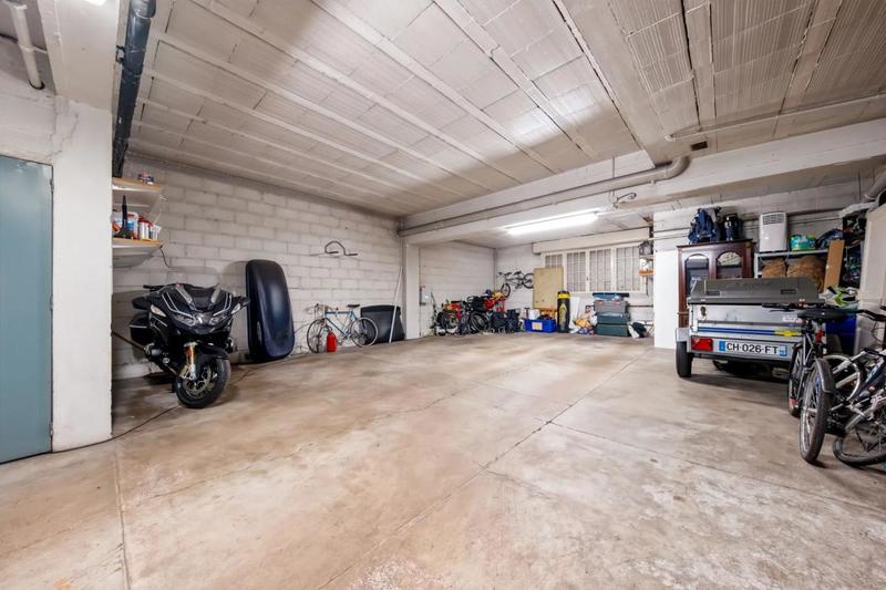 Appartement - 176 m² - 7 pièces