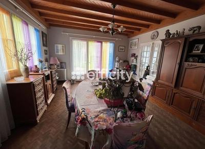 Maison - 175 m² - 5 pièces