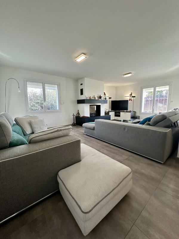 Maison - 170 m² - 5 pièces