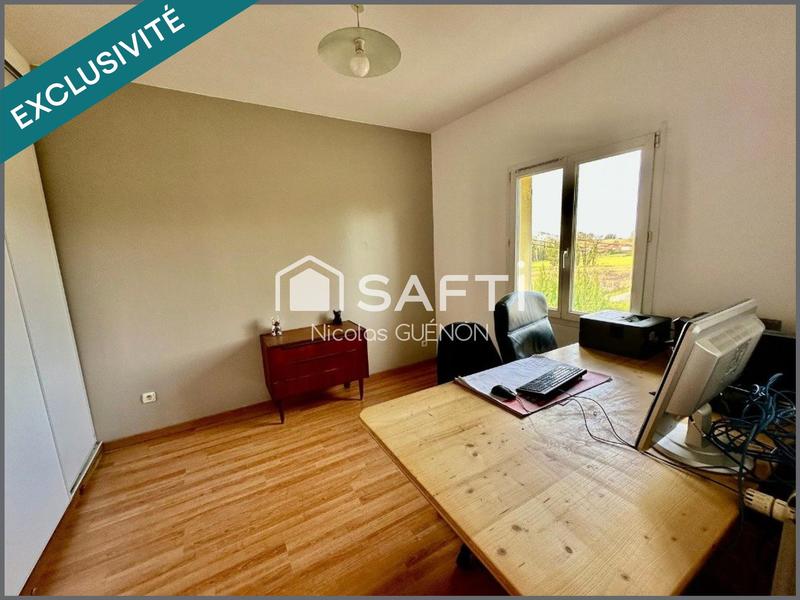 Maison - 235 m² - 8 pièces