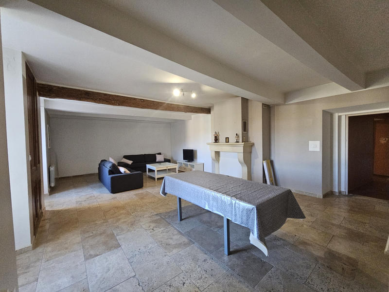 Maison - 270 m² - 10 pièces
