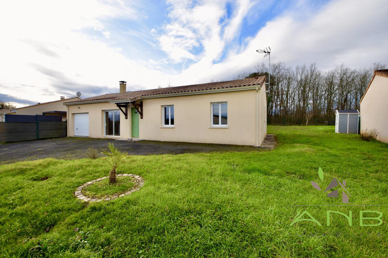 Maison - 90 m² - 4 pièces