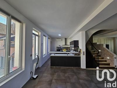 Maison - 259 m² - 11 pièces